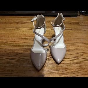 Liz Claiborne Hudson heels.